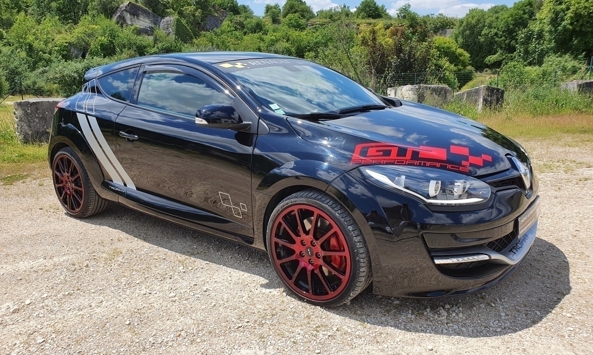 Renault Megane — 10